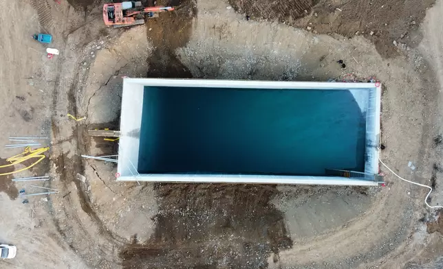 水池註水測試。火紅電影制作有限公司提供相片