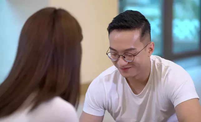 阿Matt難得展現甜笑。