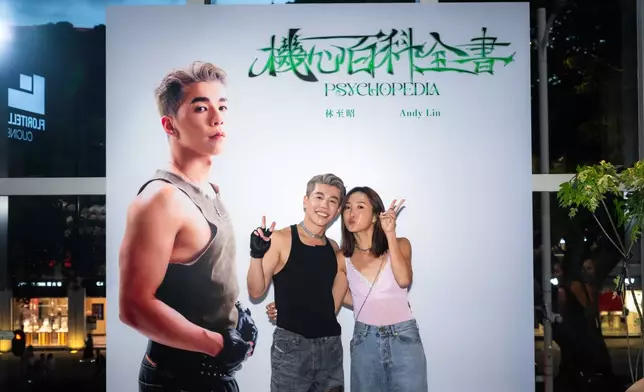 林至昭與李炘頤相識多年，大家一起成長，互相見證對方的高山低谷。