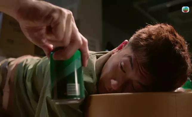 邊有人失戀失到好似佢咁gag。