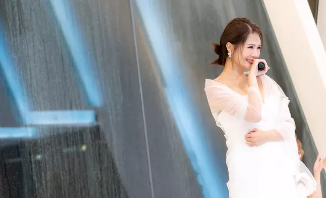 劉啟進向梁敏巧：「我係對你有好感，亦都好想繼續認識你、了解你，尤其節目外嘅你。」