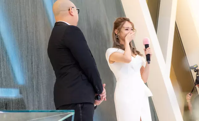 林堡熙向葉蒨文：「你做呢個選擇時可以輕鬆啲，唔使咁理性架，你個心入面、腦入面第一個人，出現嗰個就係嗰個架喇，唔好畀太大壓力自己。」