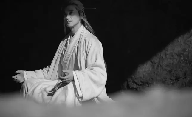 周一圍（飾 黃藥師）