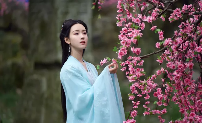 陳都靈（飾 馮衡）