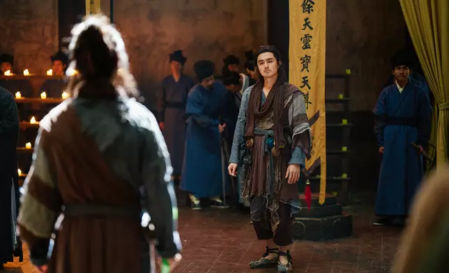 明道（飾 洪七公）