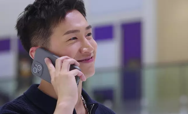 Sophie在拍攝前漏夜親自剪接「緣份Video」，GM收到呢份驚喜時冧晒，仲全程用電話影低條片。