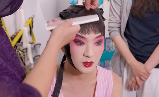 德德覺得「個樣唔係我嚟」。