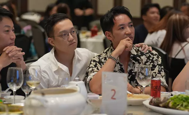 Matt就負責安慰Matthew，成班人好有愛。