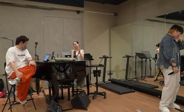 Ryan感情投入得滯喊。