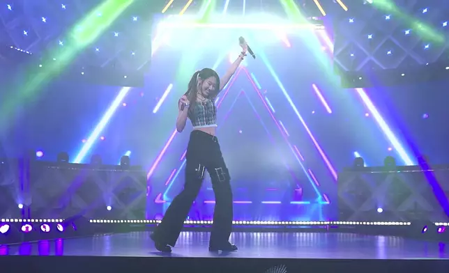 冼奕瑜Jasmine《熱愛島》。