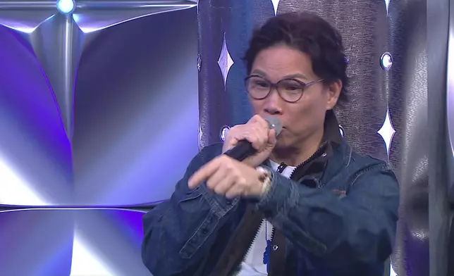 阿公：我爭啲想上台跳，佢哋感染力好好。