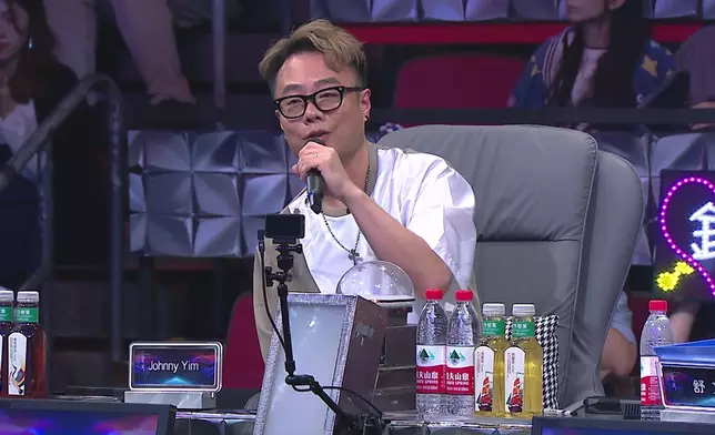 Johnny Yim：唯一跳唱，知道你唔需要咁做，但係你都揀咁樣做，我覺得佢值得欣賞。