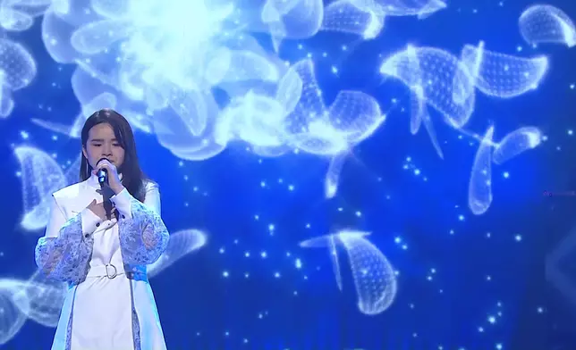 蕭凱恩 Michelle《富士山下》。