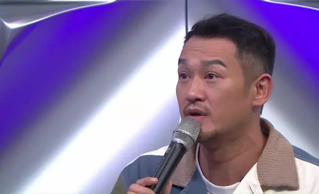 而另一位導師吳浩康心痛教導小林：小林，唔好再創造遺憾，依刻見到，就依刻把握機會。