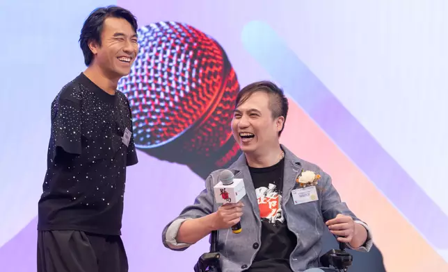 兩代「中聲生命鬥士」柳冕與李金凱首度合唱。