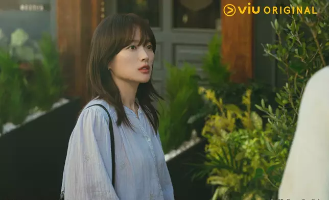 千瑀嬉飾成濟妍。Viu提供圖片