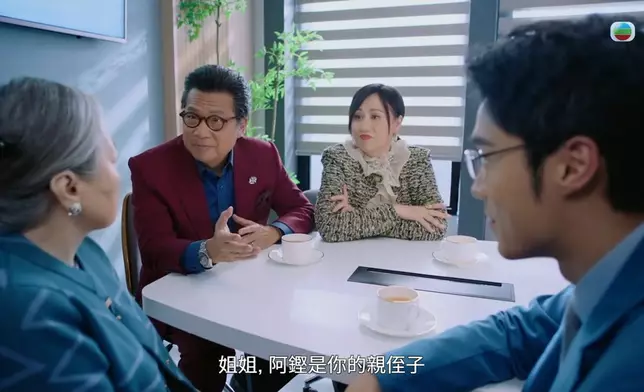 尋晚「三大惡人」圍攻Madam盧苑茵都好正。