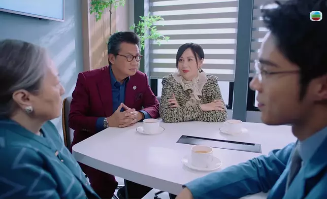 欣欣係每份每秒都畀足戲，好敬業。