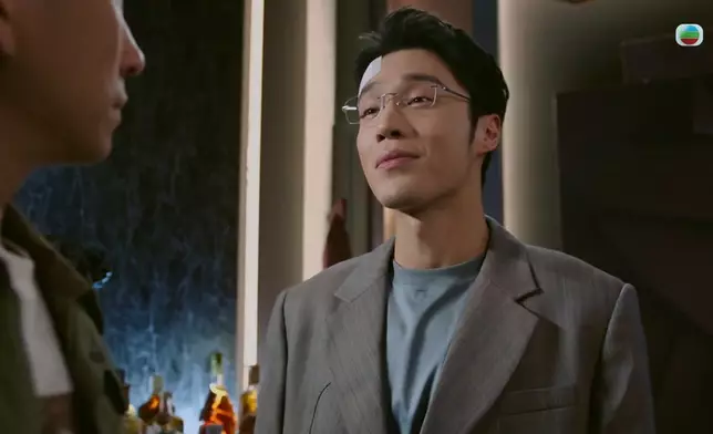 丁子朗啲衰格樣真係無敵，睇得出好畀心機去細度每個微表情，眉頭、眼額、嘴角都有足變化。