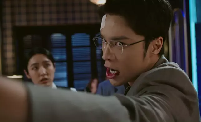 網民都話睇到好爽，同埋好鍾意丁丁同阿東呢頭喺《俠醫》打完交。