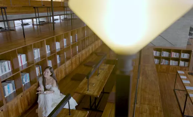 一邊飽覽無敵海景睇書