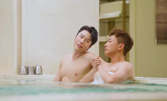 之後丁丁、馬貫東玉帛相見體驗東北洗浴。