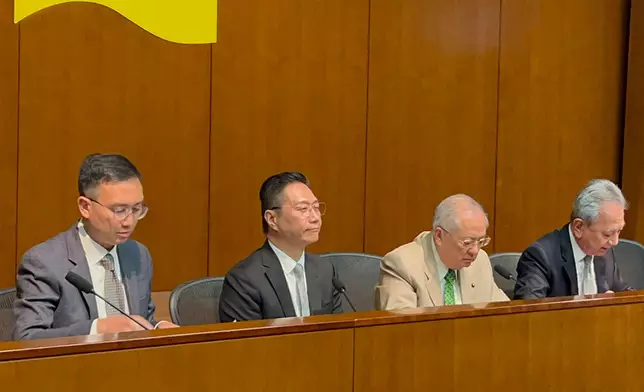 巴士的報記者攝