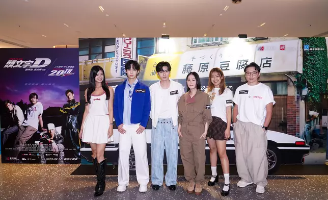 （左起）連家穎，江博熙，楊煜謙，蔡穎恩，黃淑蔓，Van@NowhereBoys