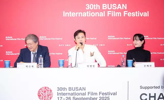 李炳憲分享與孫藝珍首次合作的幕後故事。網上圖片