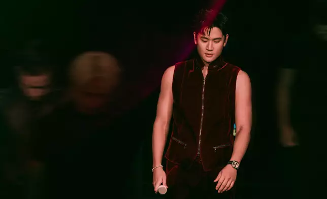 一連三場的《周興哲Odyssey World Tour2025 Returns–Hong Kong演唱會》周五於紅館揭開序幕。