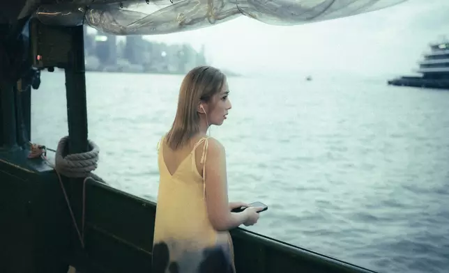 《今夜無人入睡》MV圖片