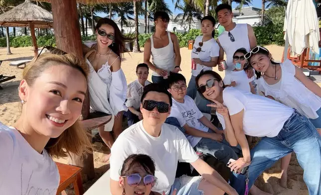 黃心穎早前與家人去了越南旅行。