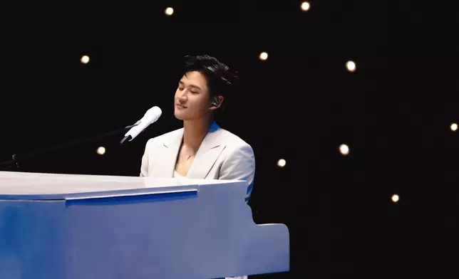 周興哲三場紅館個唱（21日）圓滿結束。