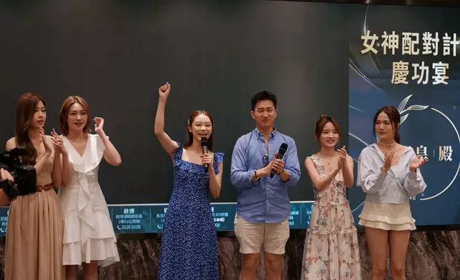 無綫戀綜《女神配對計劃》9月14日播出大結局，最終葉蒨文（Sophie）和曾展望（GM）配對成功。