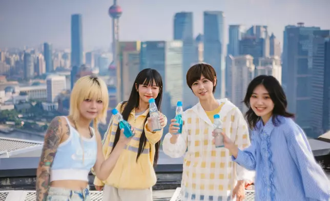 小魏同時宣布10月3日將在台北Legacy Tera舉行特別限定演唱會。