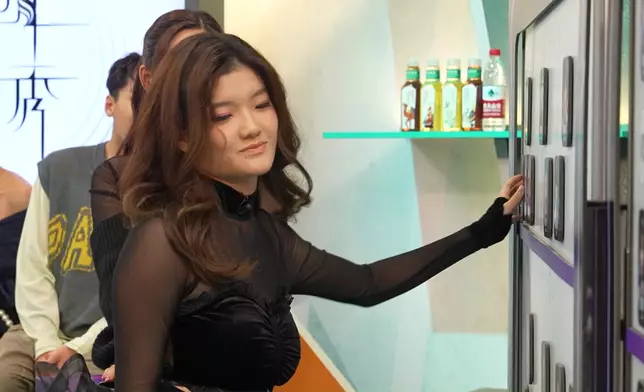 陳卓怡Hoonry 挑戰「魔王級對手」蘇永康組的馮熙燮Ryan。