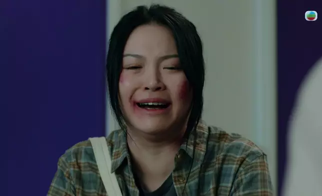 佢真係喊得好淒涼。