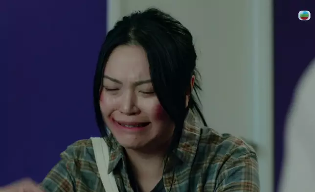 佢真係喊得好淒涼。