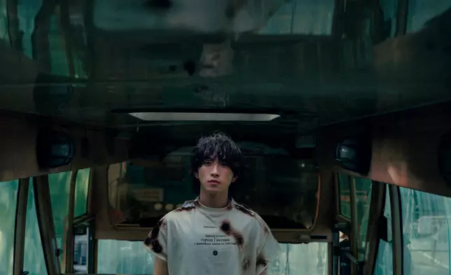 邱鋒澤將運動精神融入音樂創作。