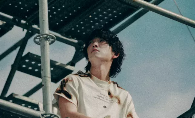 蛻變專輯《Lines》11月5日發行。