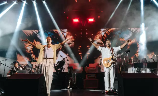 Soler出道廿週年由告別聚會華麗轉身成演唱會。