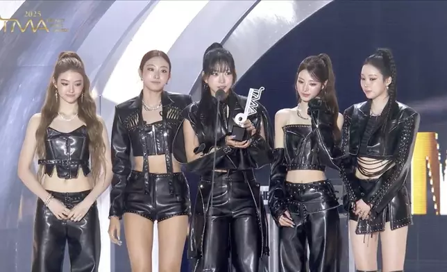 MEOVV獲得Global Hot Trend獎。