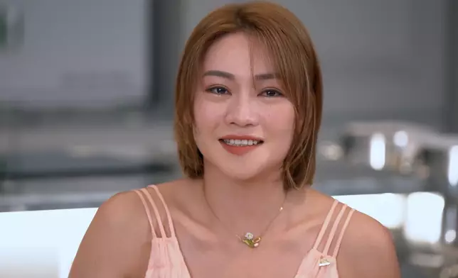 講到細John，Carman依然喊到泣不成聲。到底佢同細John經歷咗邊五個階段呢？