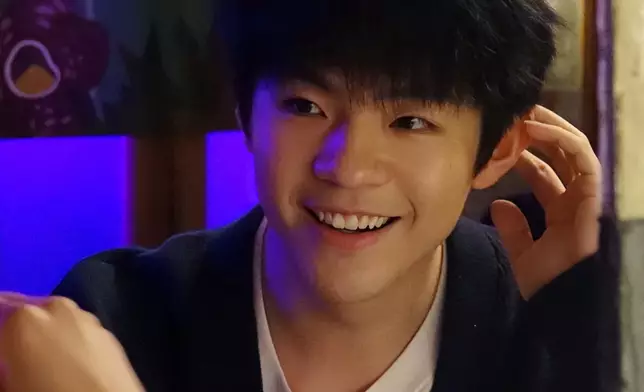 Ian 孖Hellosss互動「猜情尋」。