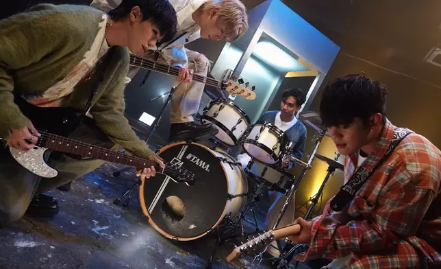 ROVER甜蜜新作《當我喜歡你時》。