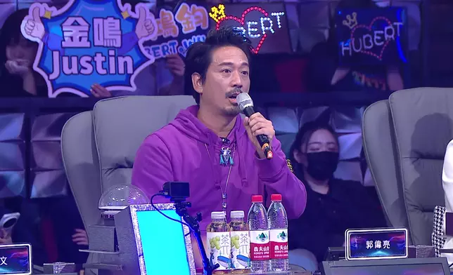 至於評審郭偉亮（Eric Kwok）：聽完你唱歌，我覺得我識咗津銘個人多少少。