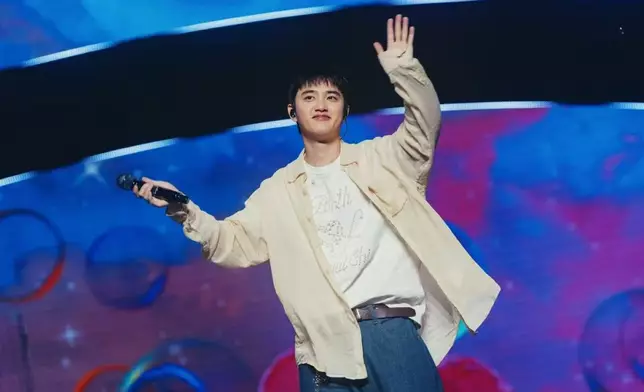 都敬秀特地為粉絲準備了一小段EXO歌曲的串燒。 主辦單位提供圖片