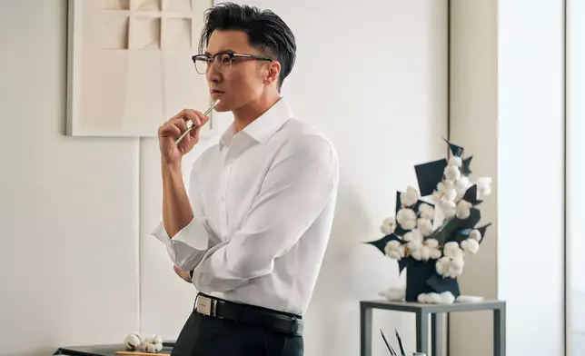 謝霆鋒近日為DETERMINANT拍攝新一輯秋冬系列廣告。