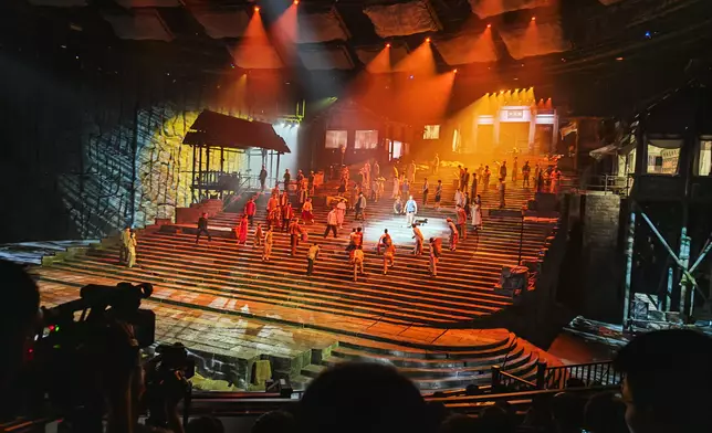 《重慶・1949》。巴士的報記者攝