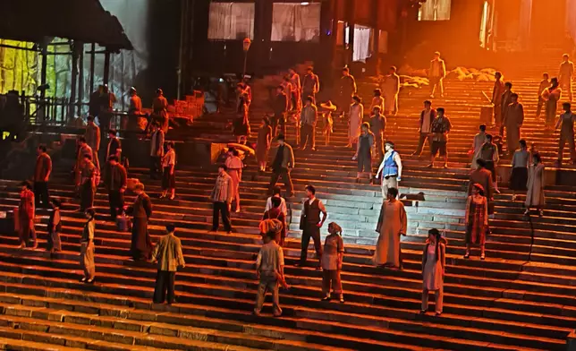 《重慶．1949》。巴士的報記者攝